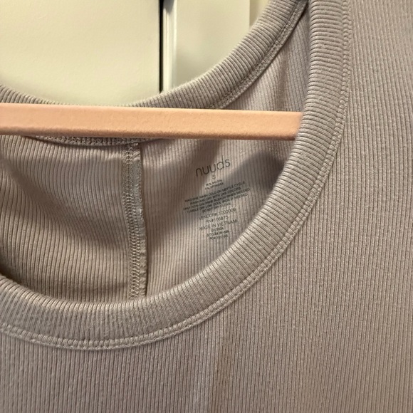 Nuuds slinky ribbed bodysuit in grey - Picture 3 of 3